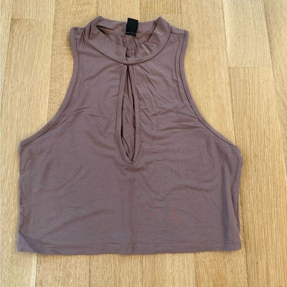 Women's Sleeveless brown Top - Picture 1 of 4